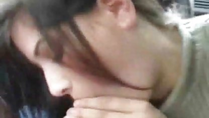 قادر به لذت بردن از بزرگ و سفید از پورنو با یک فیلم سک30 خفن, نوجوانان با قلم پر از انزال پیر زن می گوید