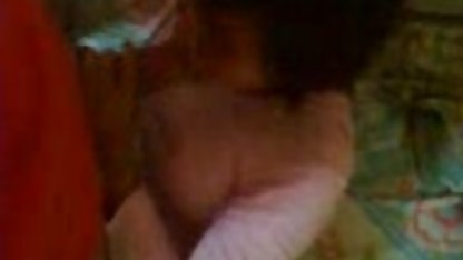 زن فیلمهای سکسی خفن خارجی هنوز هم خود را پاک باسن breastfeeds می کند و همه چیز را مادر سکسی که اگر خوک