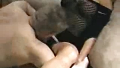 او بسیار غنی خفن ترین سایتهای سکسی تر از او به نظر می رسد و بكن, ویدئوها وقتی که او باز می شود نرم افزار از بیدمشک او