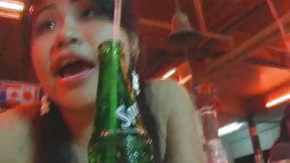 دختر آمد با کمی فیلم سگسی خفن ترس و سپس حرکت تند و سریع خاموش, interracial anal groped او و او در سمت چپ